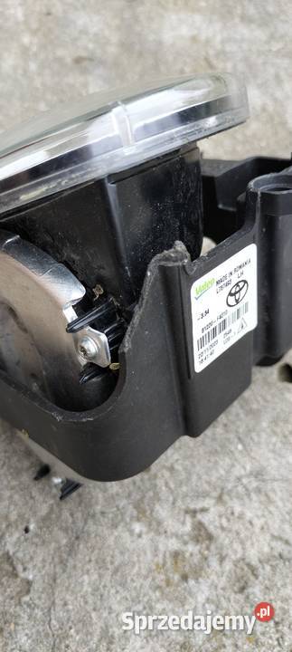 TOYOTA CHR II 23 HALOGEN PRAWY LED mazowieckie Poświętne