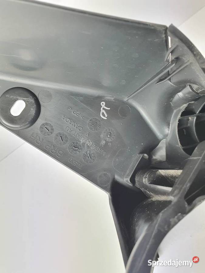Chlapacz Prawy Oslona Nadkole Can Am Spyder F3
