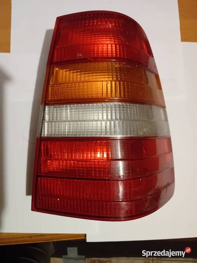 Lampa lampy tył tylne Mercedes W124 combi kombi Lampy tylne Dębica