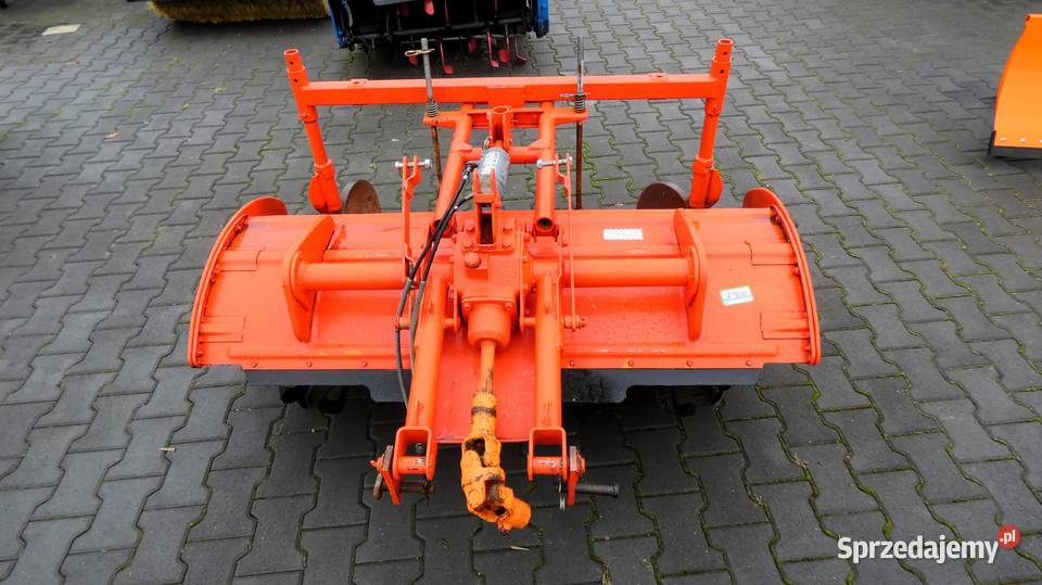 Glebogryzarka do traktorów KUBOTA 137 Baras Świnice Warckie