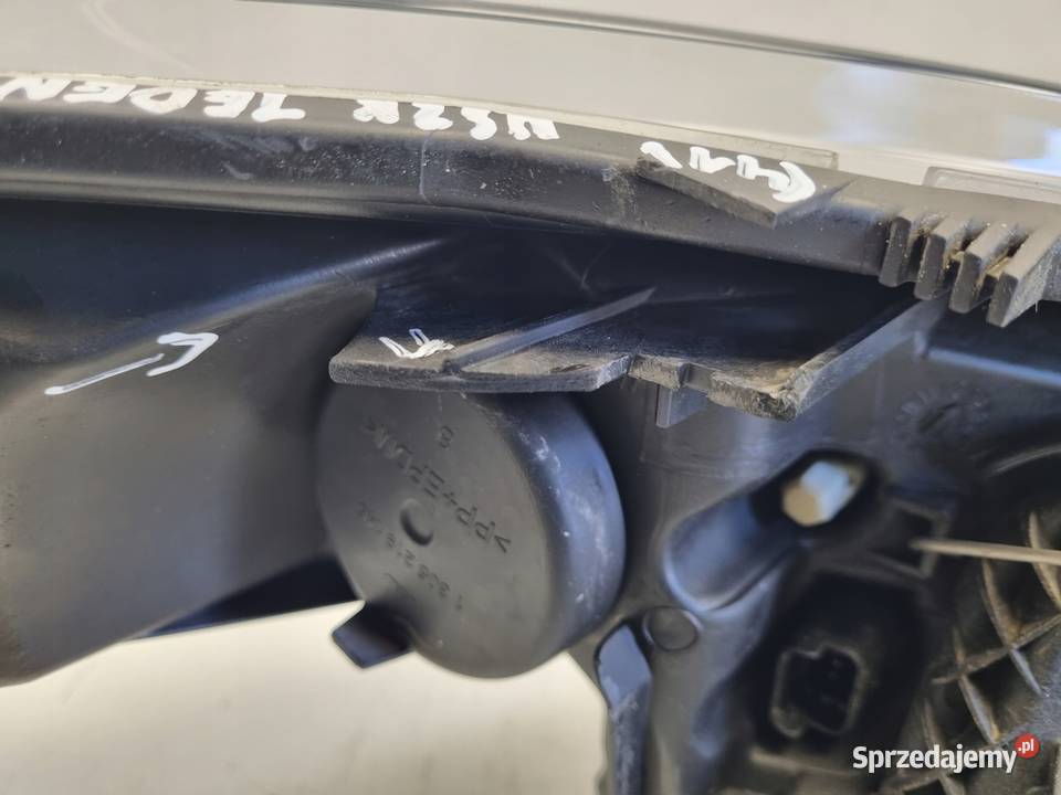 LAMPA LEWA Renault Megane III 0812r PRZEDNIA lubelskie Rudka