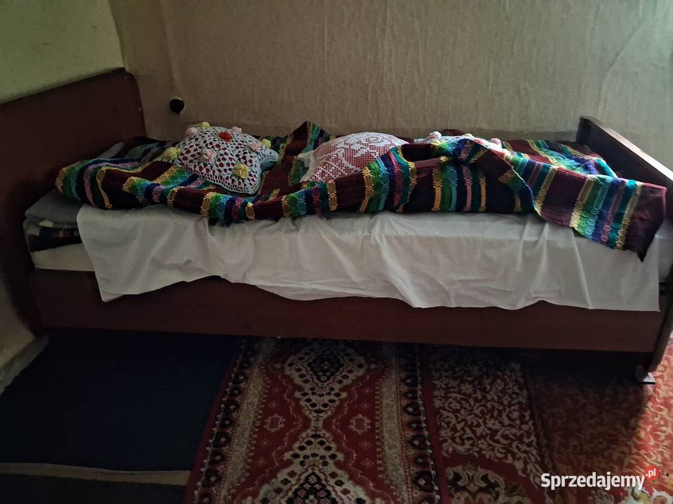 Łóżko porządne stare drewniane Krupniki