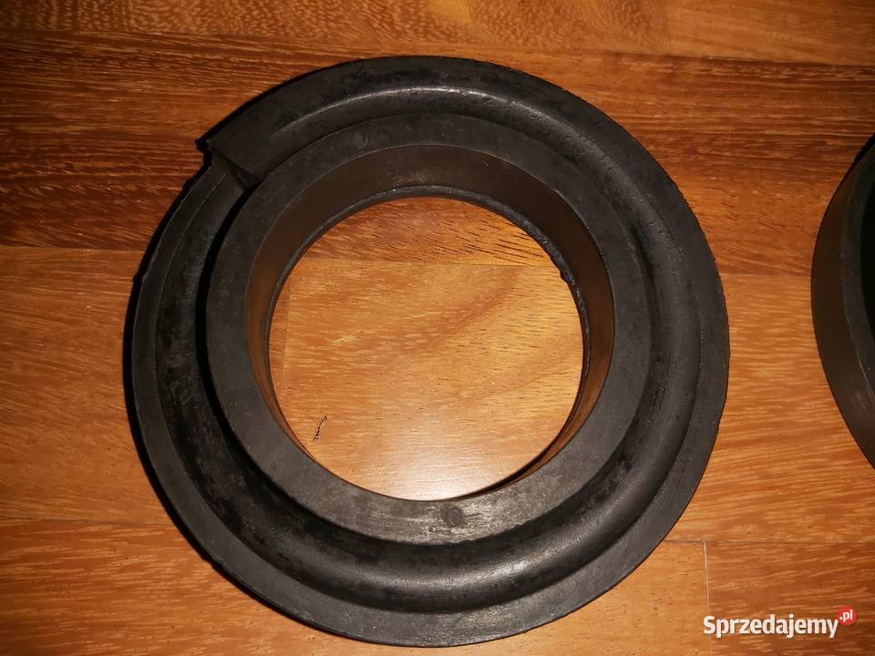 Wartburg 353 Nowa guma gniazda sprężyny przód Piaseczno