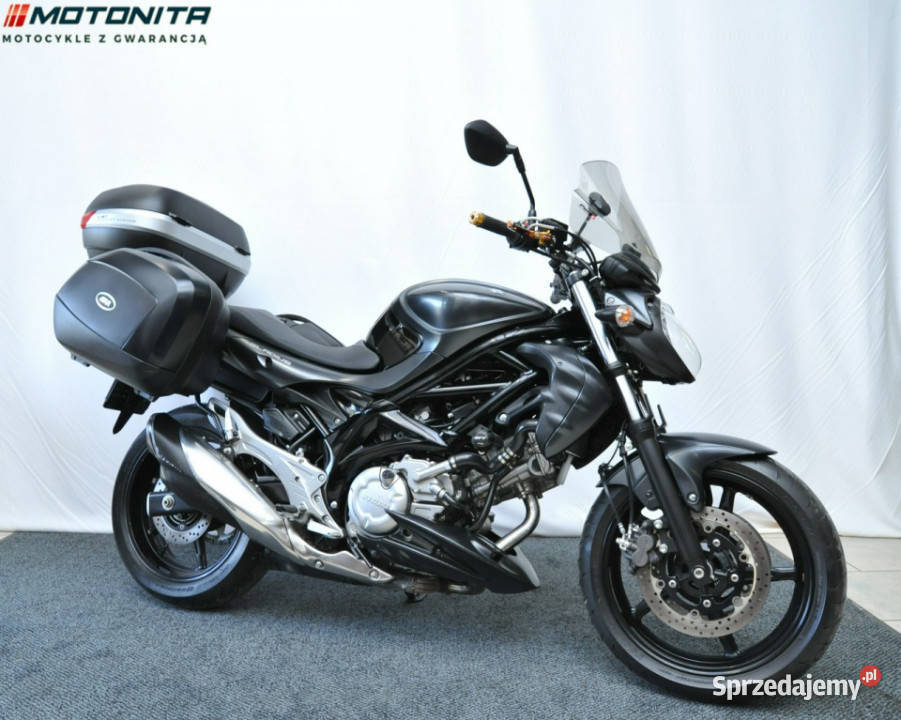 Suzuki Gladius Suzuki SFV 650 Gladius Salon