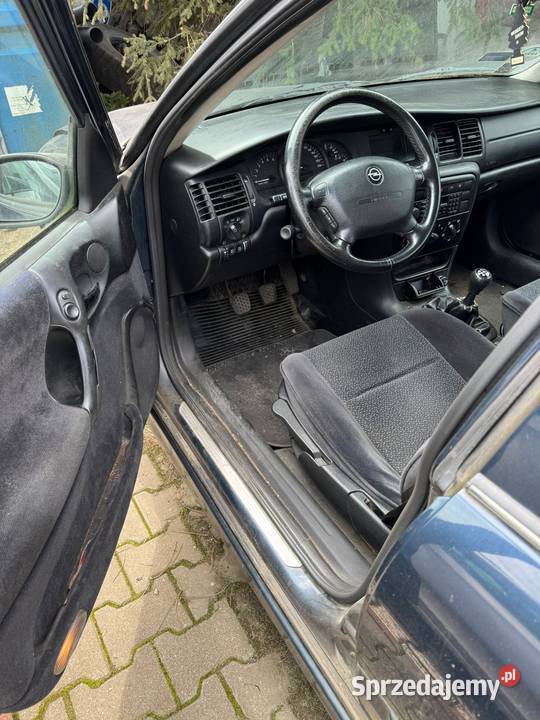 Syndyk sprzeda Opel Vectra Warszawa