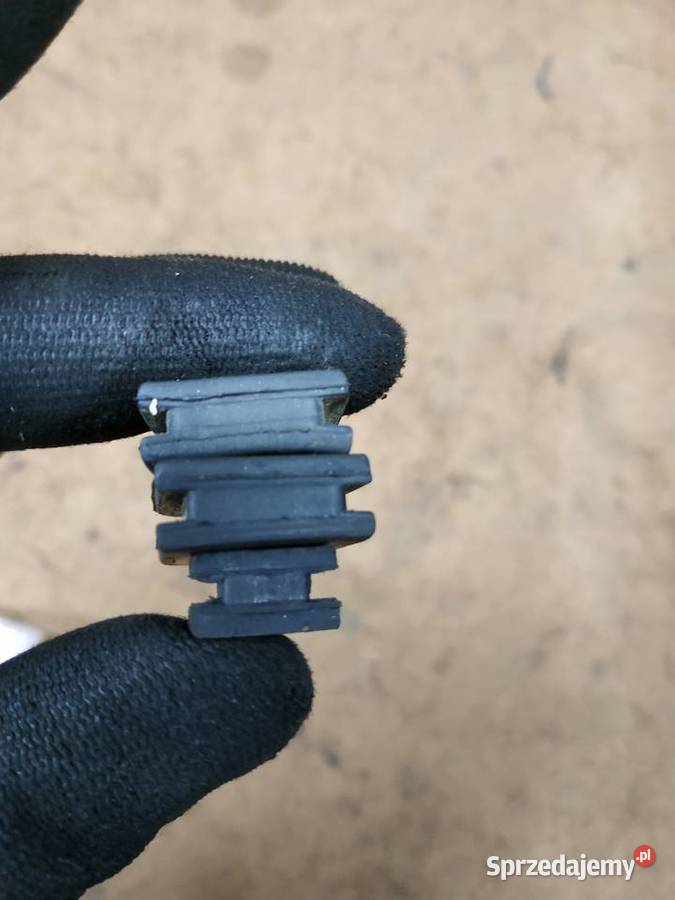 zaślepki karterów pokrywy Yamaha 125 RE X TDR