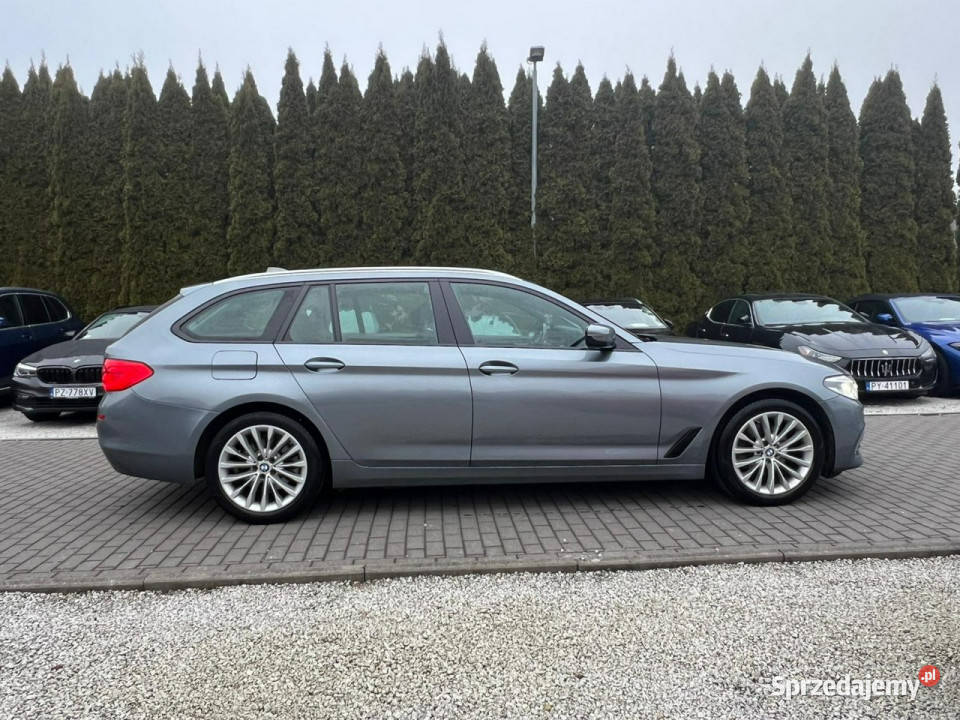 BMW 520 Luxury Line 20i Zarejestrowany G30G31 lakier metallic Baranowo