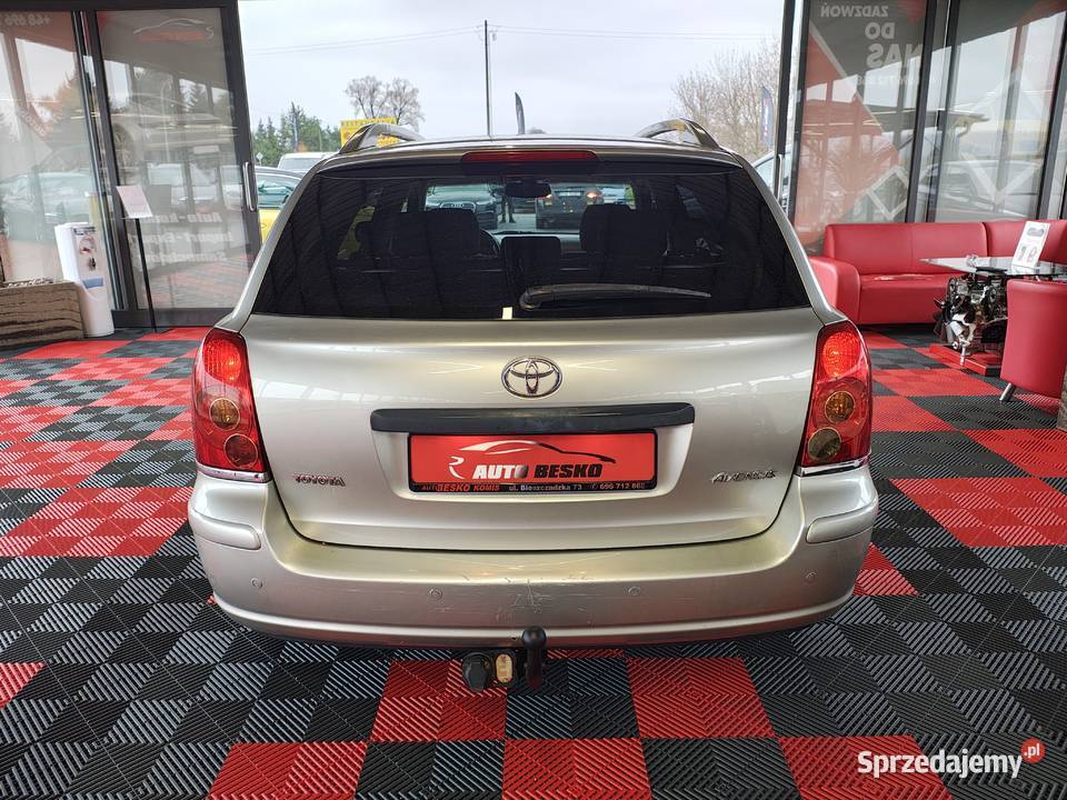 TOYOTA AVENSIS 18BENZYNA AUTOMAT ZADBANA nieuszkodzony Samochody osobowe Zarszyn