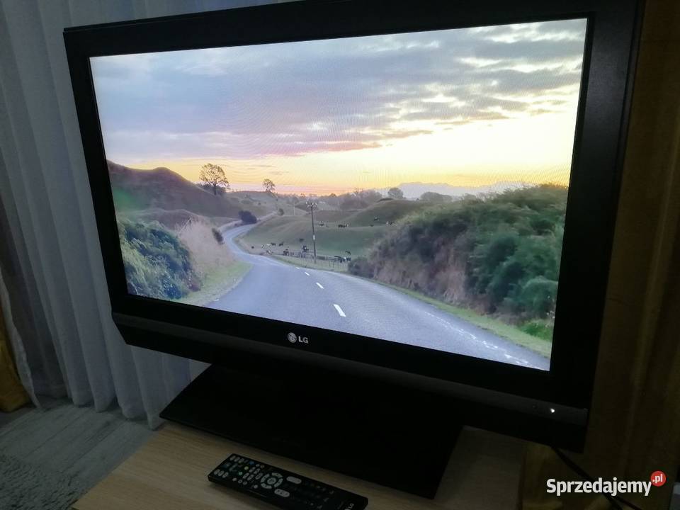 Sprzedam używany telewizor LG 32LC2RZJ 32 Nowy Tomyśl