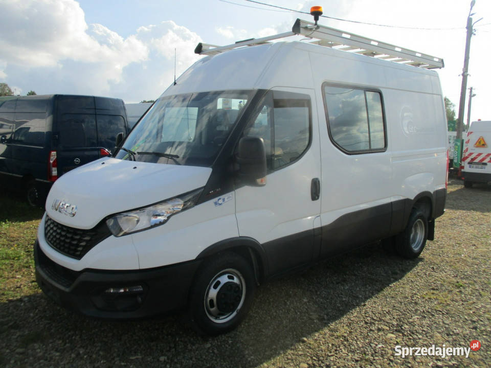 Iveco Daily 35C18 30 HPI 180 brygadówka 6 osób Dębica sprzedam