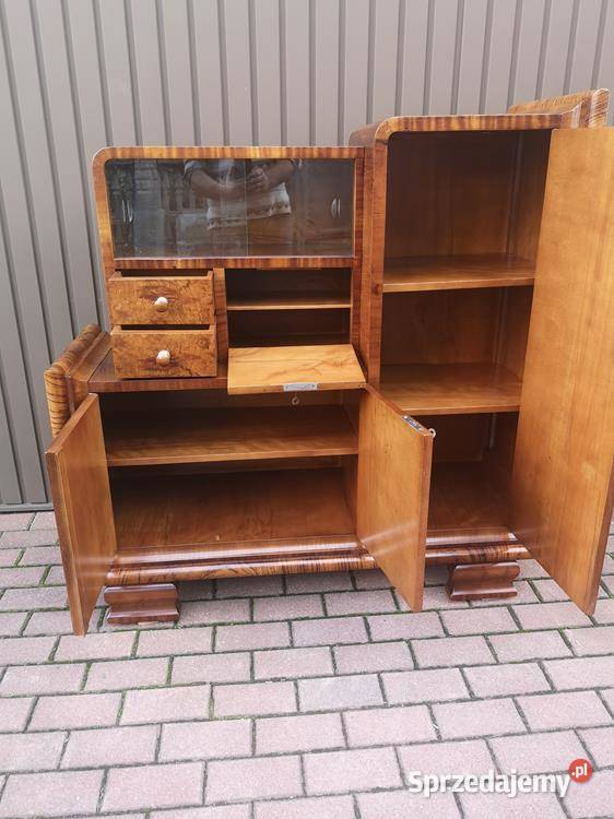Mam na sprzedaż piękną witrynę artdeco orzech Swarzędz