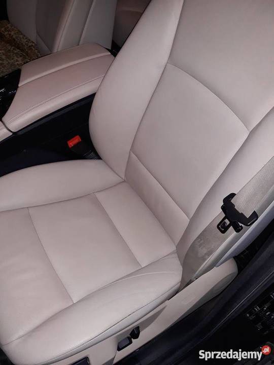 Pranie tapicerek profesjonalne sprzątanie wnętrz Warszawa