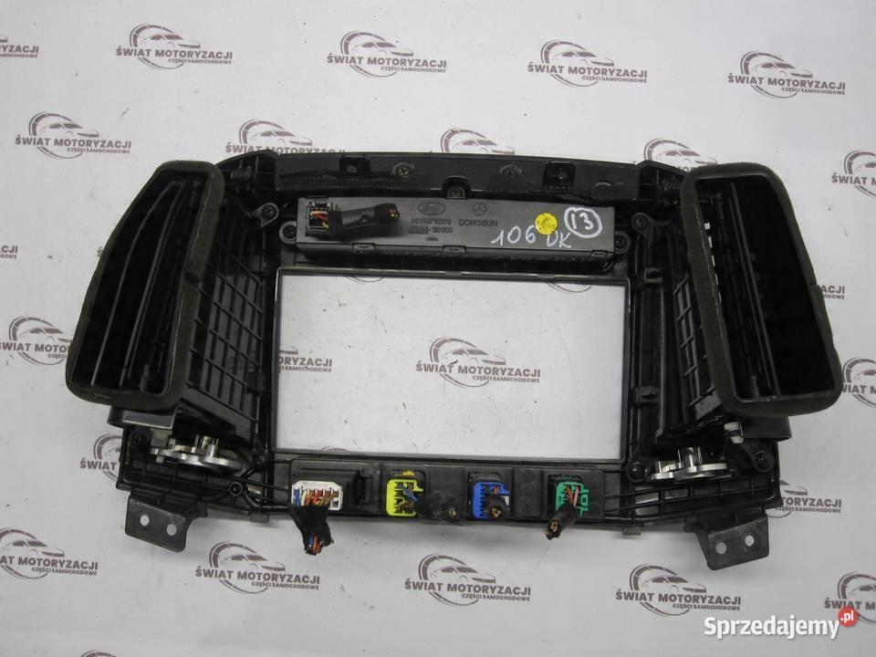 HYUNDAI SANTA FE II 06 obudowa radia kratka sprzedam