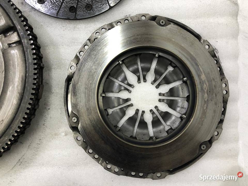 SPRZĘGŁO KOMPLETNE DWUMAS 302100495R DUSTER I 12 osobowe