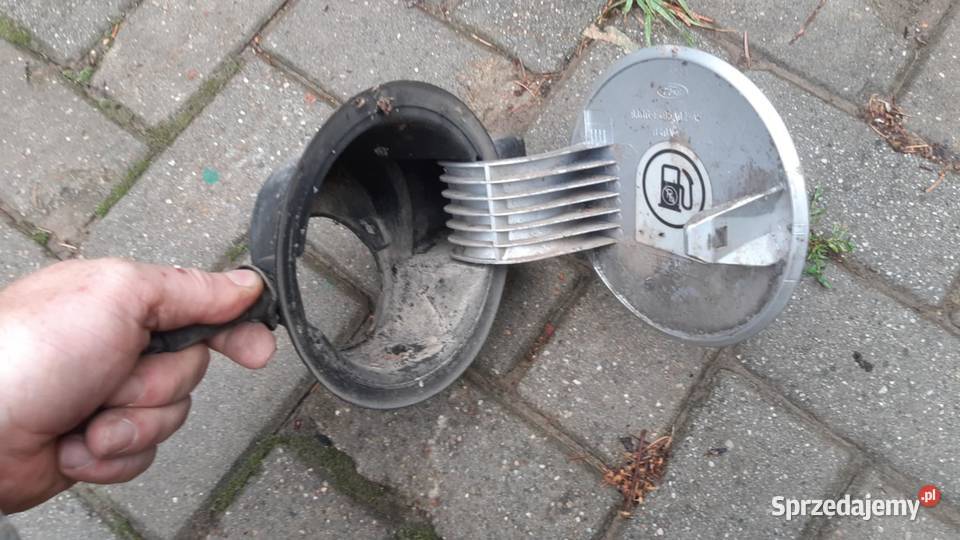 Klapka wlewu paliwa Ford Mondeo MKII MK2 lubelskie Nałęczów