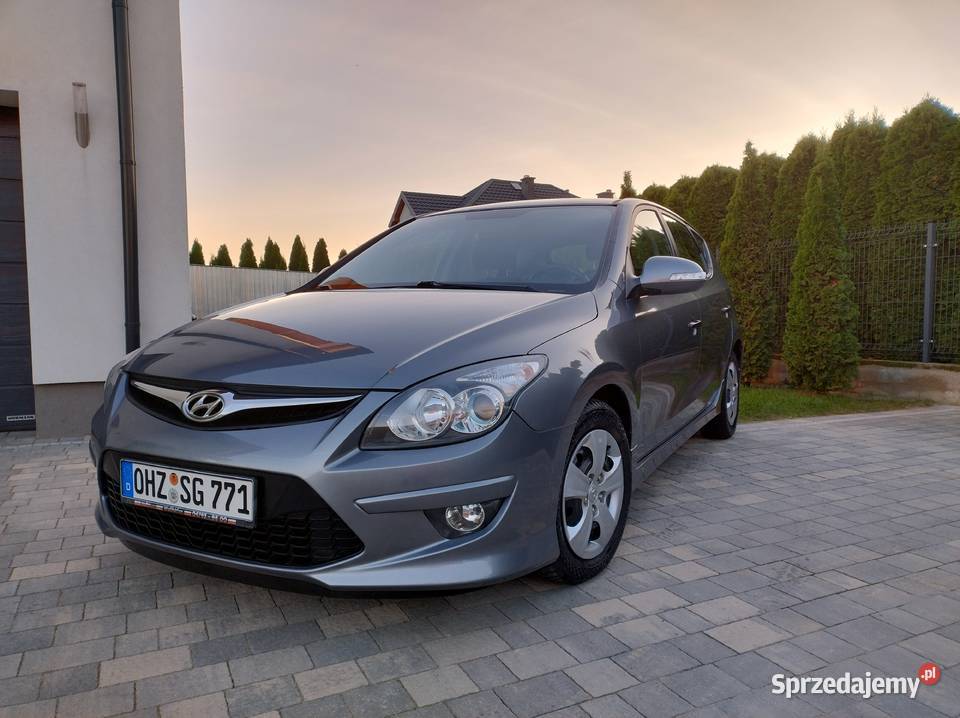 Sprzedam Hyundai i30 benzyna Super stan