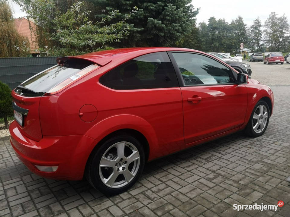 Ford Focus 18 16v 125 Klimatronic Xenon Halogeny VAT marża Strzegom