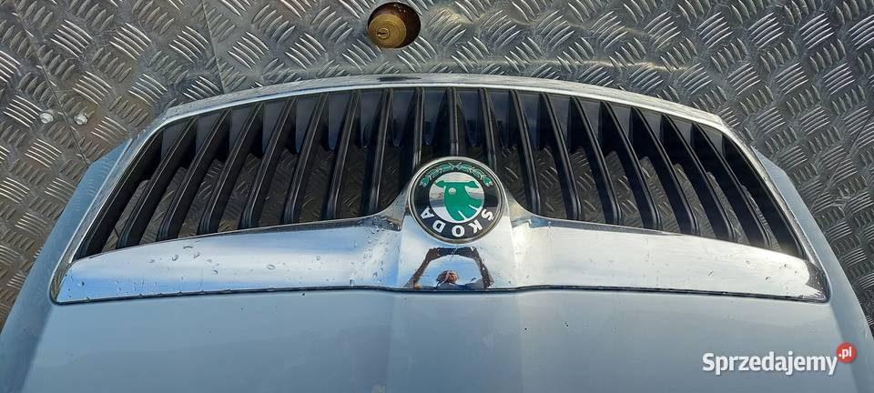 MASKA GRILL SKODA OCTAVIA II LAK9452 LF8K Międzychód sprzedam