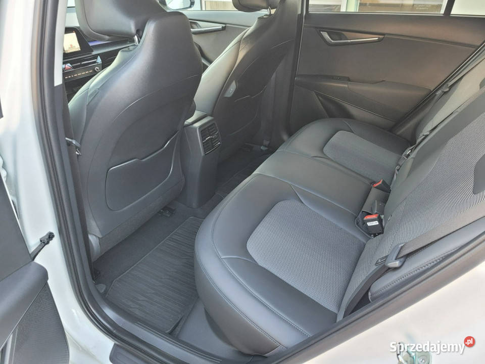 Kia Niro 452 zasiegu64kwh L Tech Pompa ciepła aluminiowe felgi Toruń sprzedam