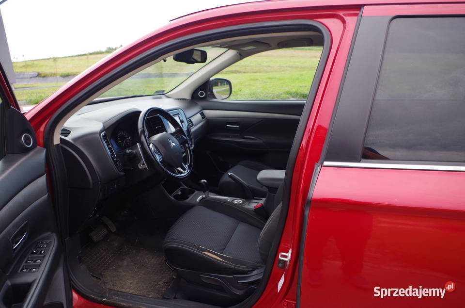 Mitsubishi Outlander 20 Intense 4WD CVT 1998cm3 małopolskie