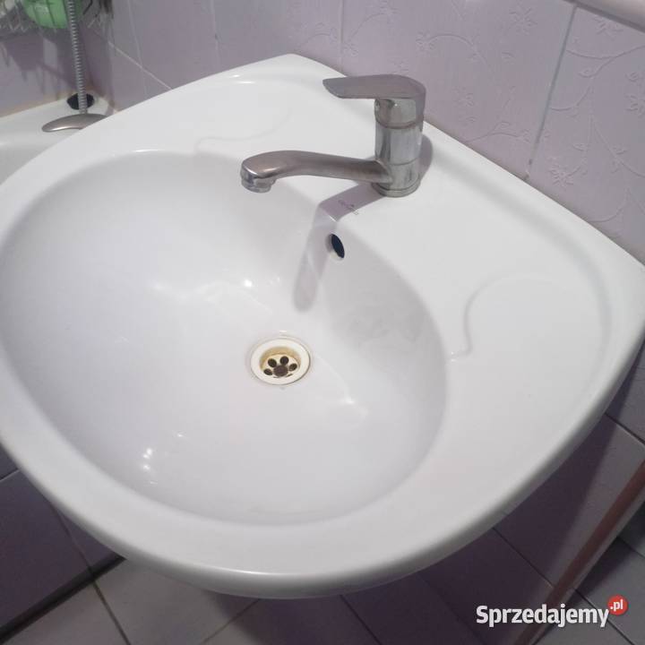 ZLEW ŁAZIENKOWY BATERIA syfon lustro wieszak