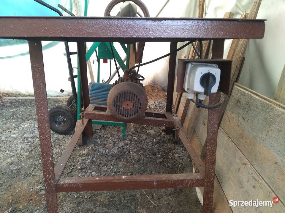 Łuparka świdrowa do drewna rębak 4KW Łuków sprzedam