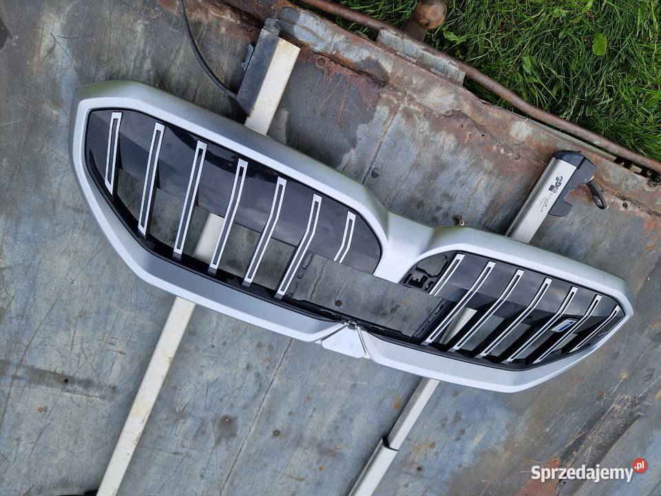 BMW I5 G60 G61 Grill Atrapa ORG osobowe Mielec sprzedam