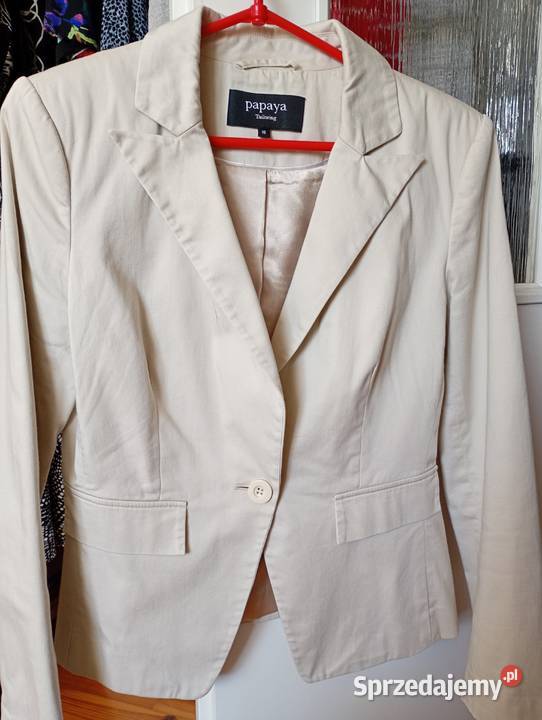 Żakiet damski w kolorze jasno beżowym Bez wzoru Dębica sprzedam