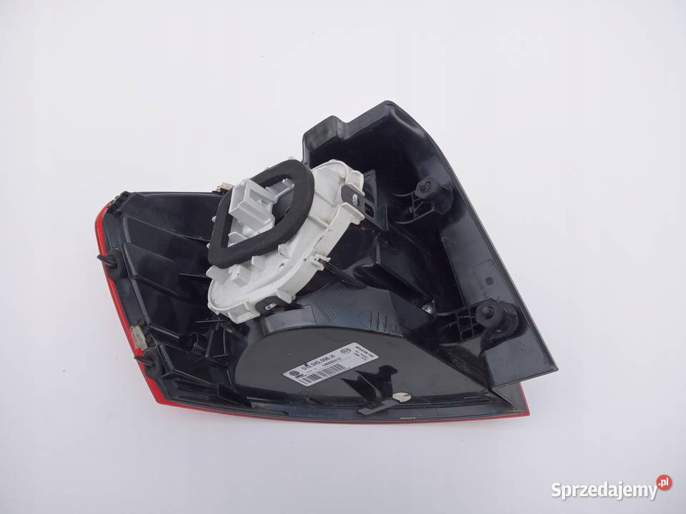 LAMPA PRAWA TYŁ VOLKSWAGEN GOLF VII SPORTSVAN Nowy Tomyśl