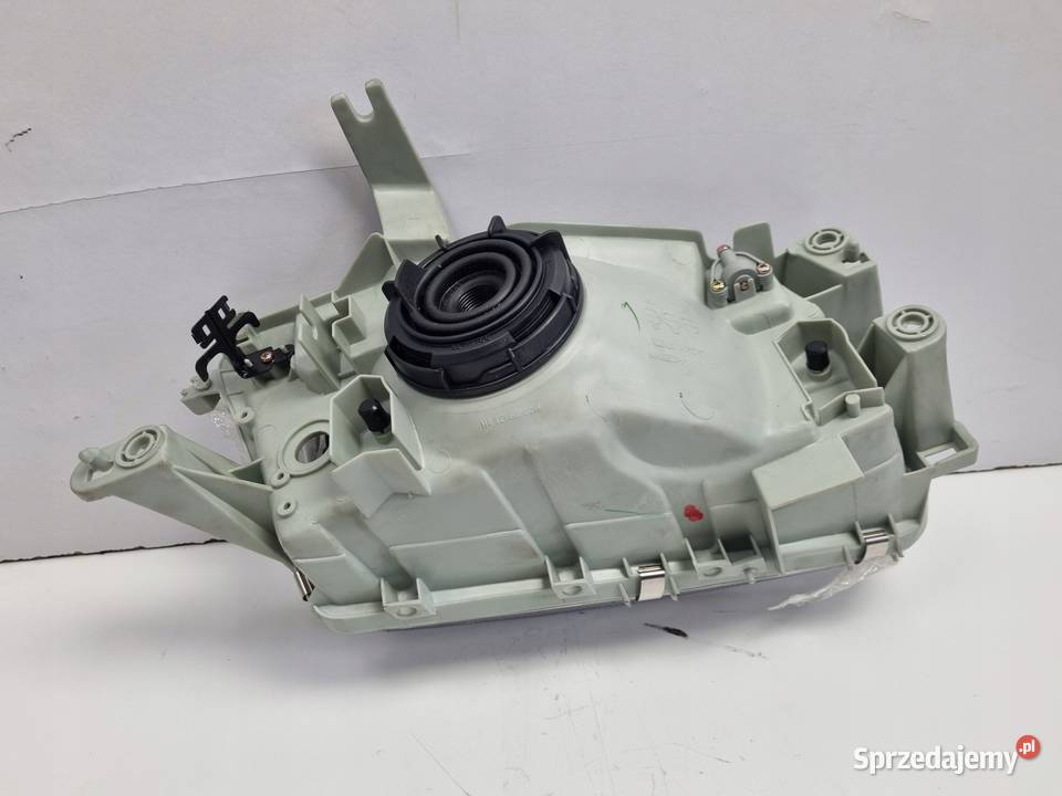 LAMPA LEWA Mazda 323 BA 9598r PRZEDNIA LEWY Rudka