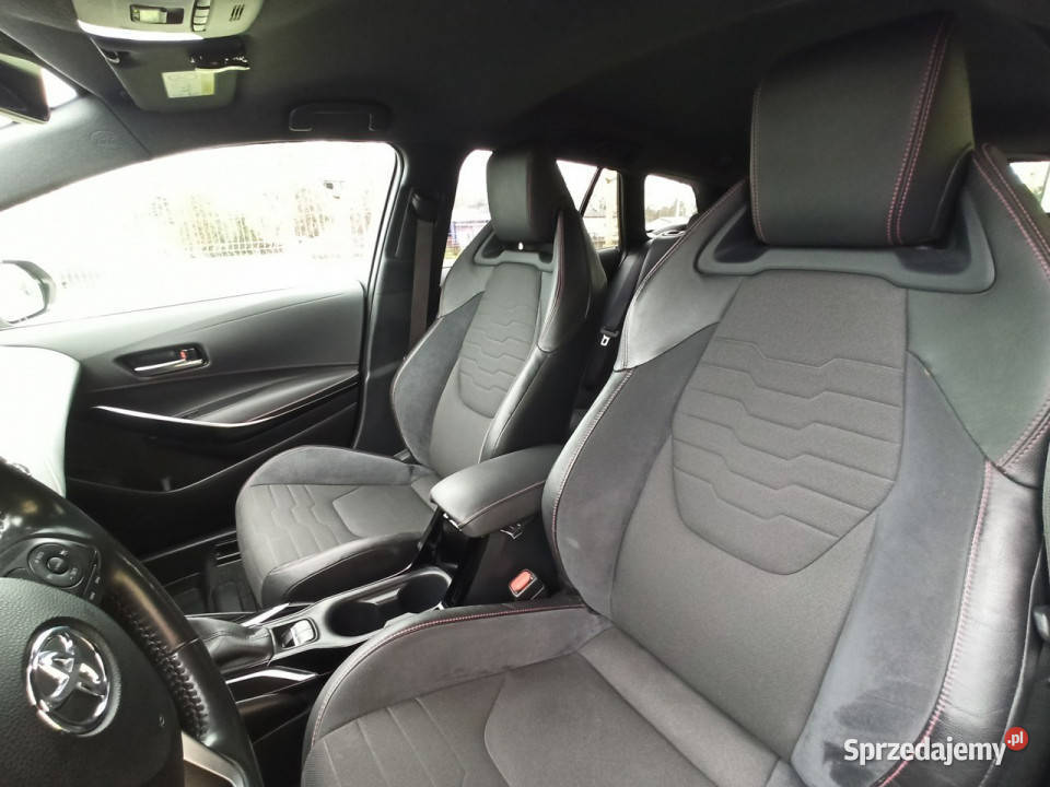 Toyota Corolla 20 Selection salon Polska 23 VAT Zarejestrowany w Polsce Rzeszów sprzedam