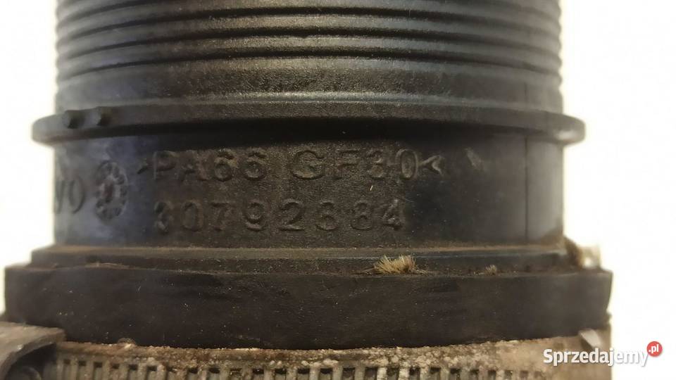 VOLVO V70 RURA INTERCOOLERA 24 D5 30792884