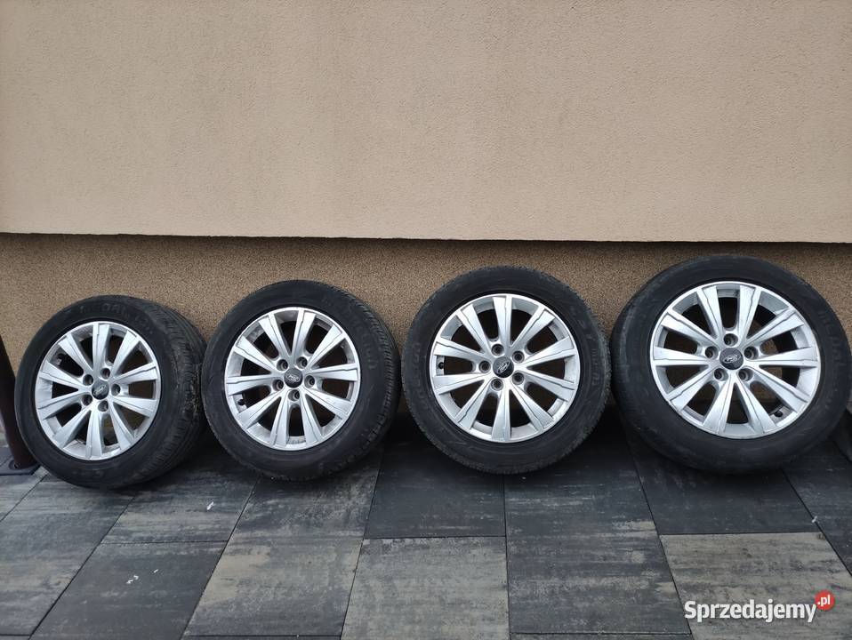 Ford Focus II 16 benzyna 101 hatchback centralny zamek sprzedam