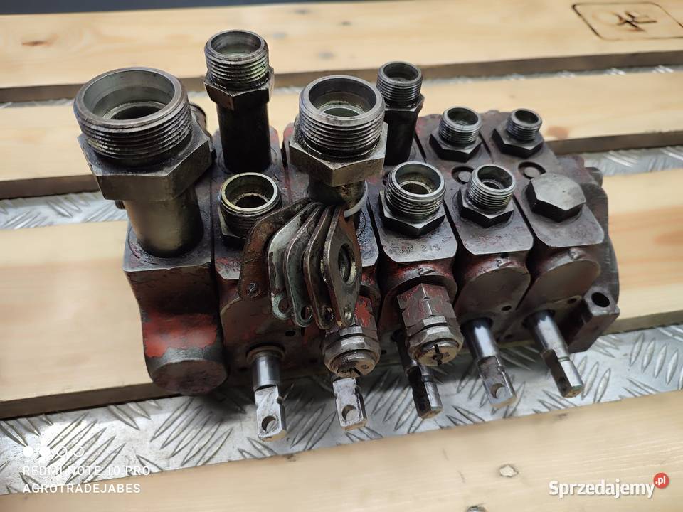 Rozdzielacz hydrauliczny COMMERCIAL HYDRAULICS Wilkowo