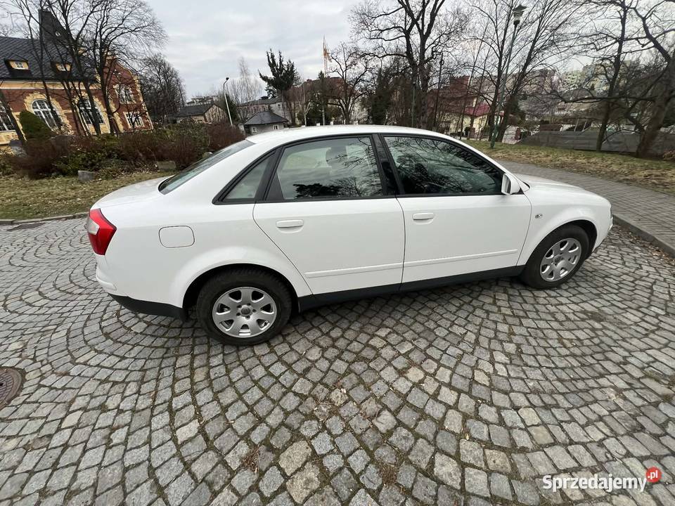 Audi A4B6 16 benzyna Nysa