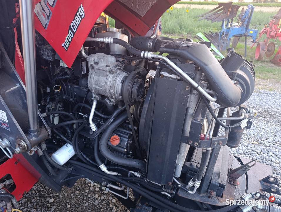 Ciągnik rolniczy branson 5820 c Rawica Nowa