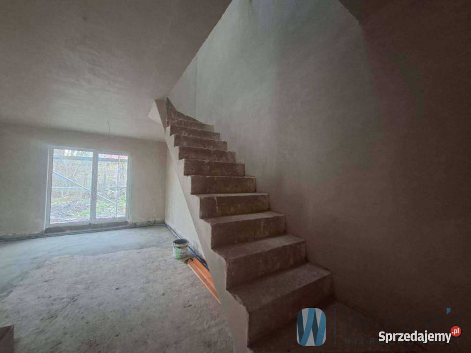 Dom wolnostojący 11766m2 Iwiny dolnośląskie sprzedam