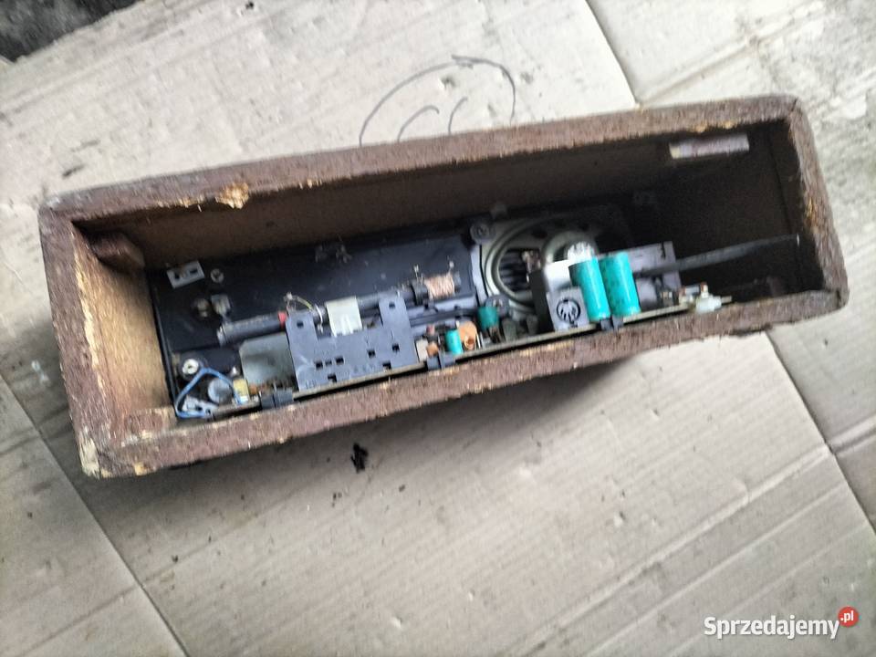 RADIO PRL ŚNIEŻKA R207 UNITRA Kamień-Kolonia sprzedam