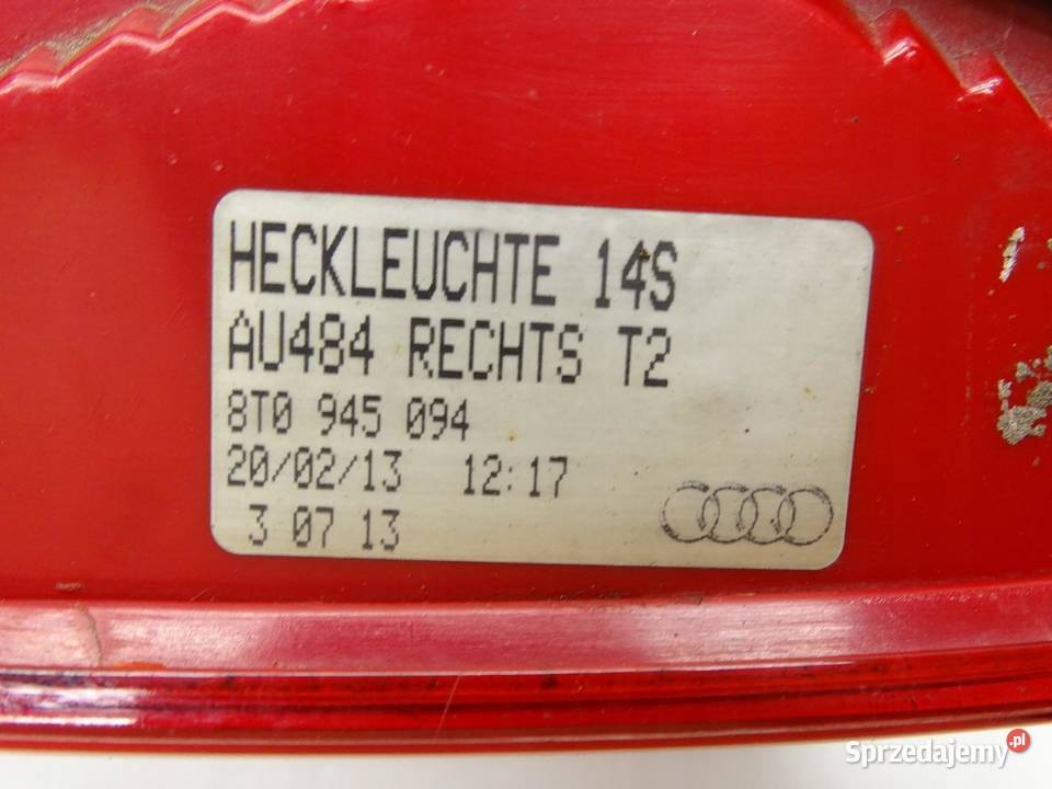 LAMPA PRAWA PRAWY TYŁ TYLNA W KLAPE AUDI A5 8T