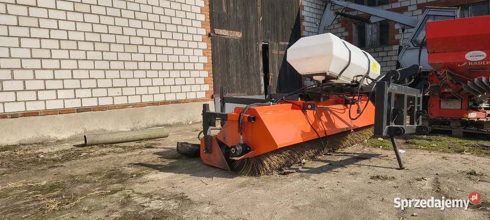 Zamiatarka komunalna Łubno