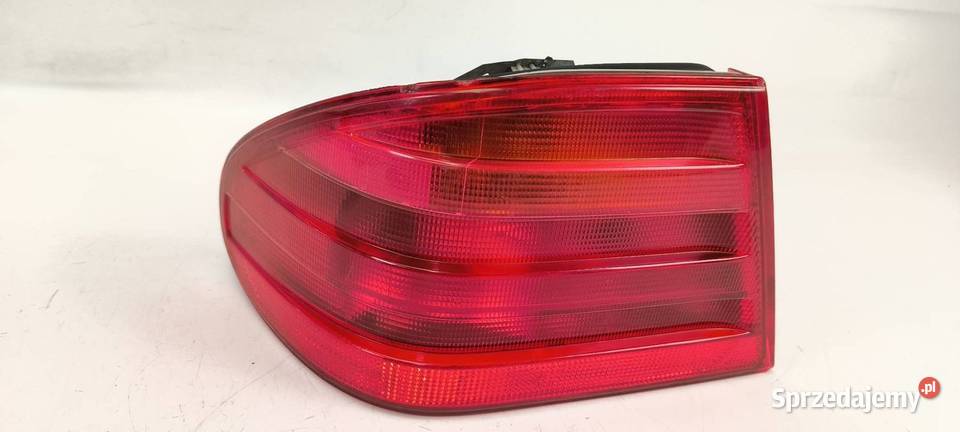 LAMPA LEWA TYŁ MERCEDES W210 A2108204364 sprzedam