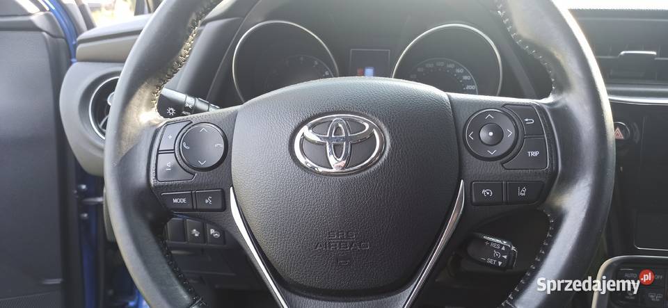 Toyota Auris Selection Salon Polska 16 benzyna 4/5 Białystok