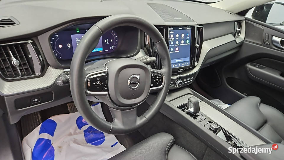 Volvo XC 60 B4 D Plus Dark aut Z Polskiego Warszawa