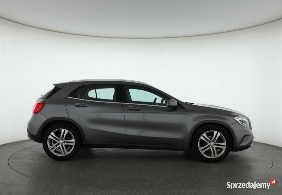 Mercedes GLA GLA 200 klimatyzacja mazowieckie Piaseczno