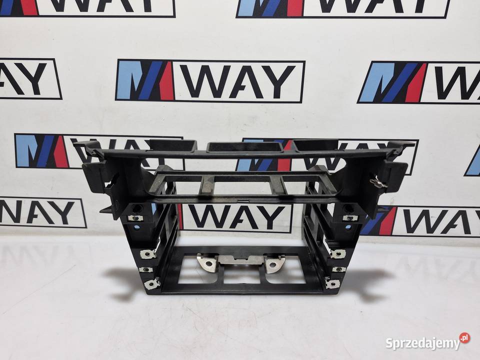 BMW E90 E91 E92 E93 STELAŻ RAMKA MOCOWANIE RADIA