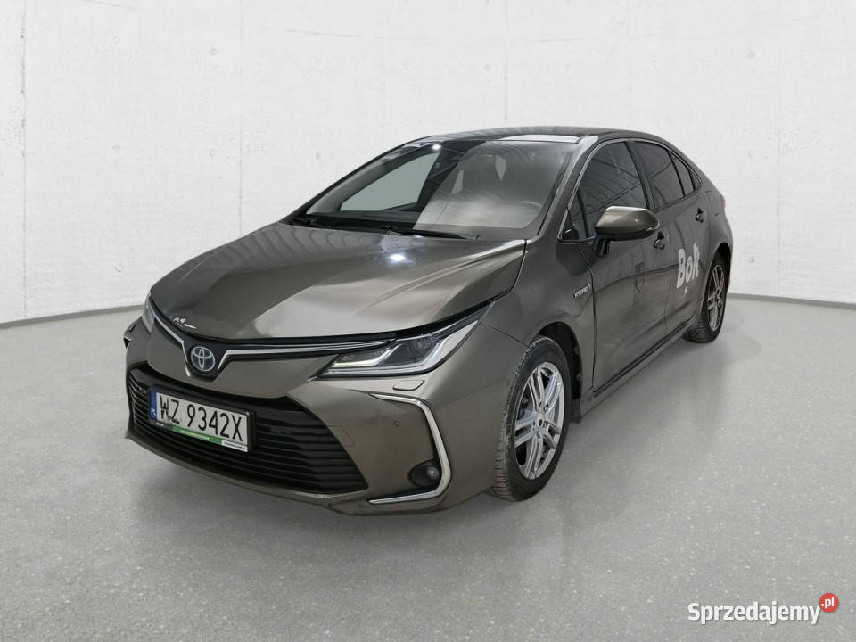 Toyota Corolla Seria E16 2012 hybryda Corolla Komorniki