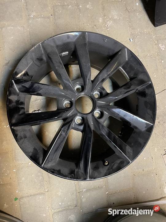 Honda Civic X felga R17 pojedyncza lubelskie