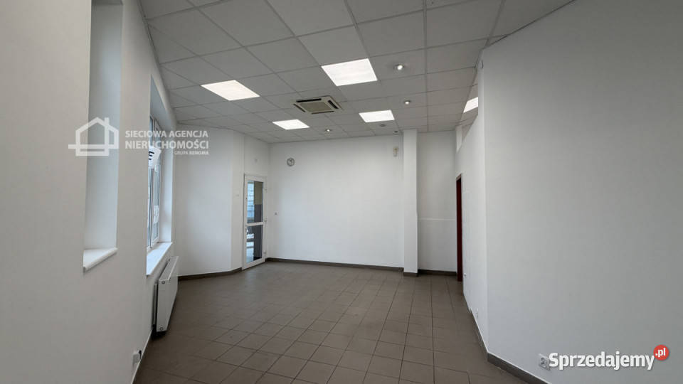 Lokal 451m2 Rumia 45.1m2 sprzedam
