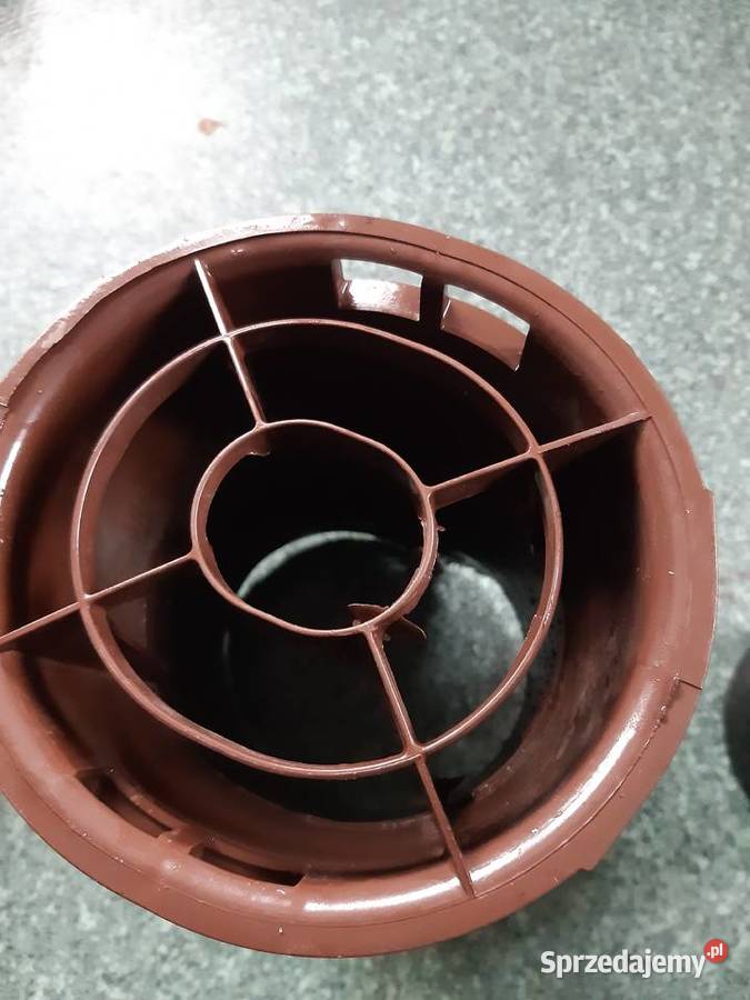 Kominek wentylacyjny dachówki Braas Kominki wentylacyjne