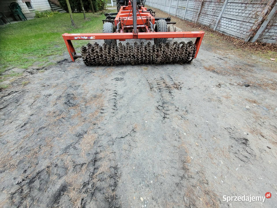 Brona talerzowa z wałem CROSSKILL 3 m QUIVOGNE